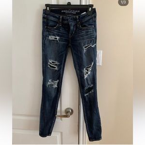 American eagle super stretch distressed jeans size 2